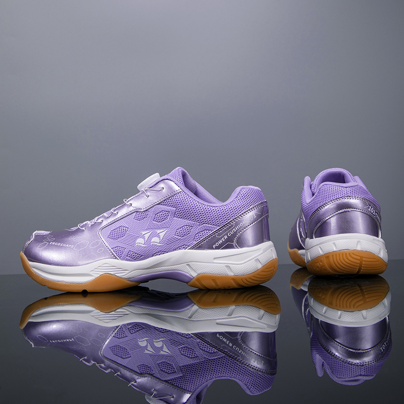 Badminton Shoes - 軽量で通気性のあるバドミントンシューズ、スイベルバックル付き、滑り止め加工のプロ仕様テニススポーツシューズ、最適なパフォーマンスを実現