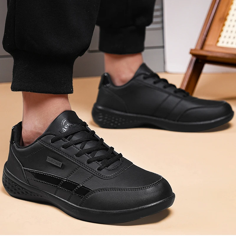 レザーPUメンズシューズスニーカートレンドカジュアルシューズ - Badminton Shoes Men のレビューと価格