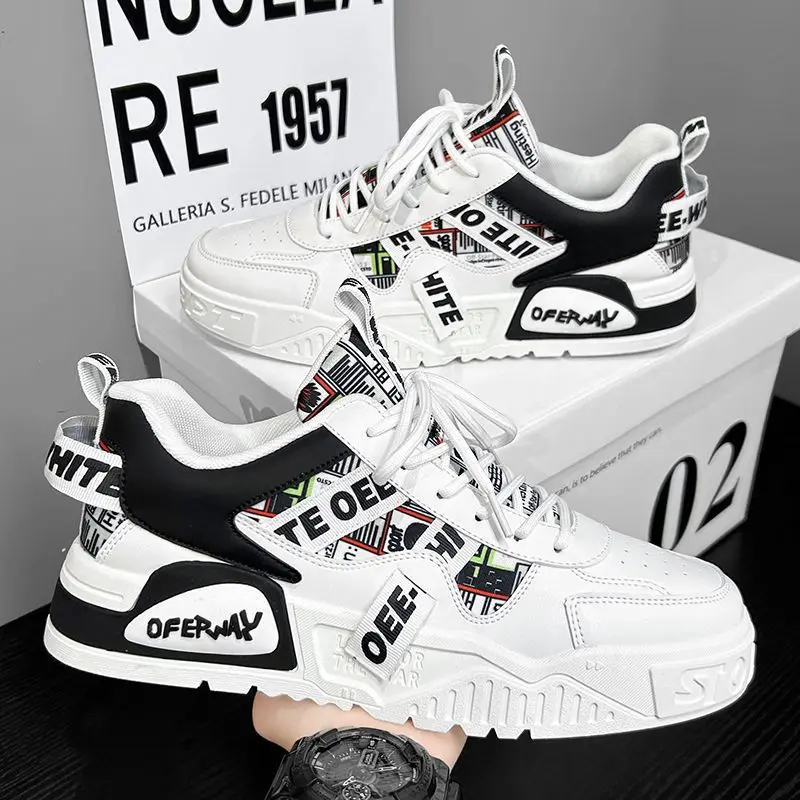 カジュアルファッションレザースニーカー新しいスケートボードメ - Badminton Shoes のレビューと価格